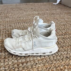 On Cloud Cloud Nova Running Shoes